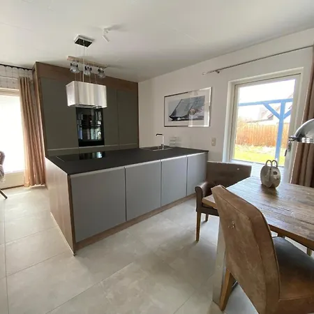 בית נופש Gudrun, Luxury House