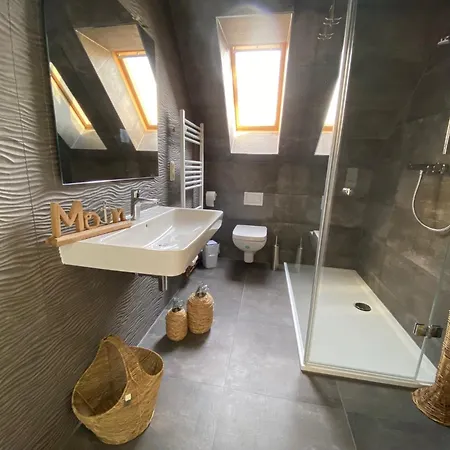 Gudrun, Luxury House * זינקסט